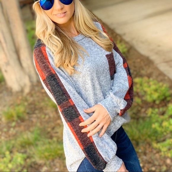 Heather gray soft tunic with red plaid detail - Picture 3 of 7